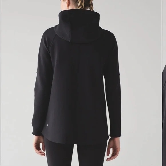 Lululemon Athletica Embrace The Space Black Zip-Up Jacket Excellent Condition - Picture 2 of 8